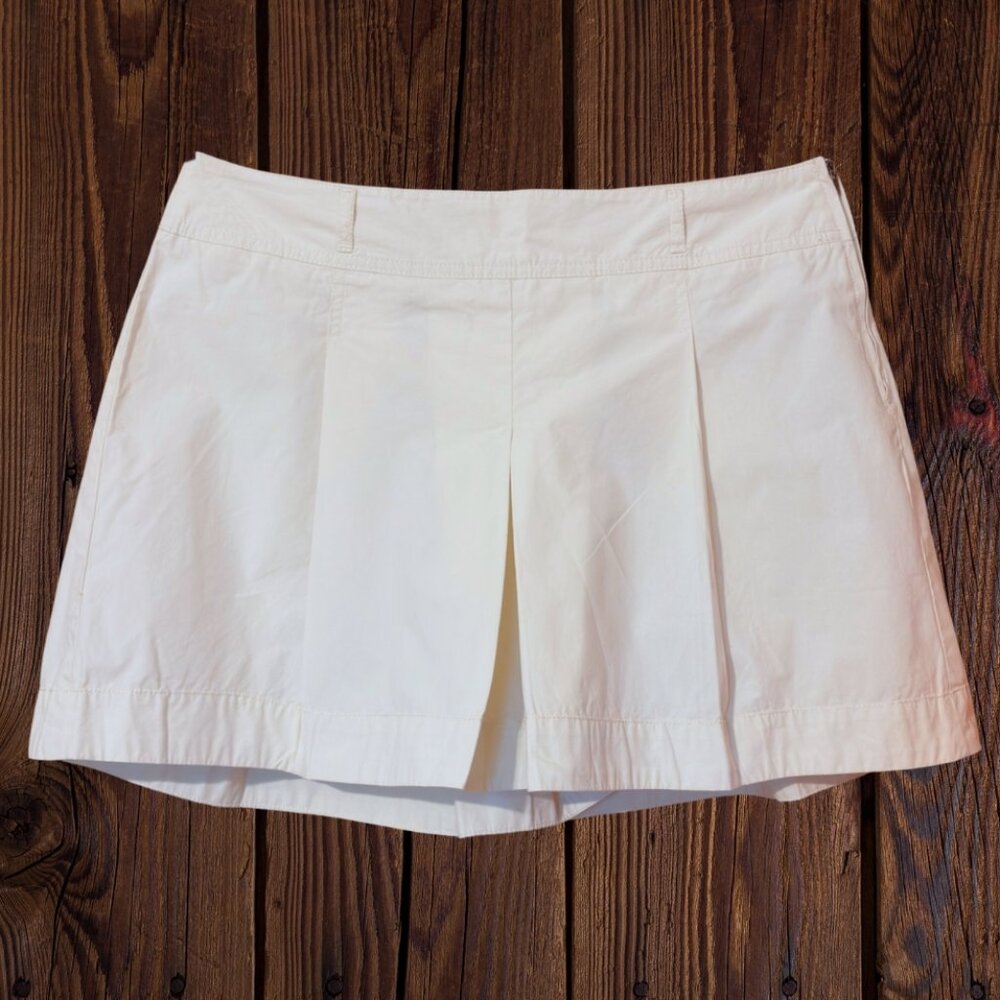 Jenna Bee White Pleated Skort